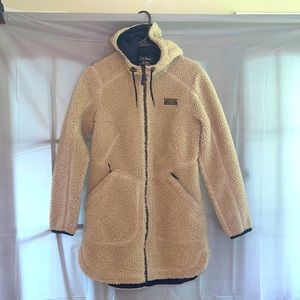 LL Bean Womens Hooded Mountain Fleece Jacket